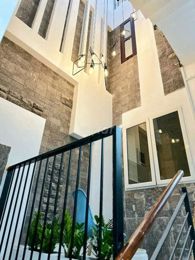 Thuê Căn Hộ 2PN Ban Công 55m² Phan Đăng Lưu Gần Chợ Bà Chiểu