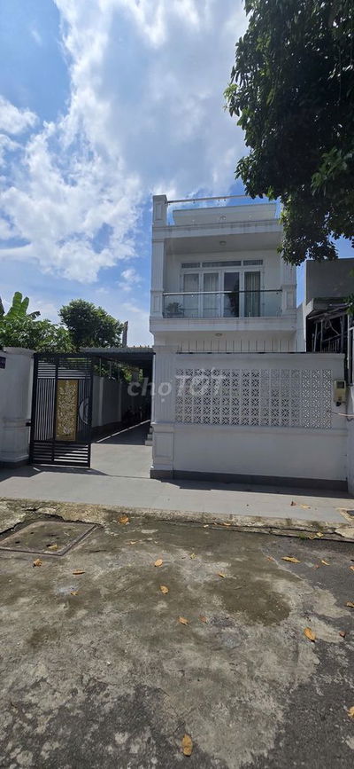 NHÀ ĐẸP 7.5 x 22m NỞ HẬU đường Oto, Gần Phan Văn Hớn, chợ XThới Thượng