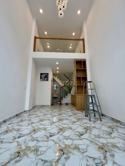 BÁN NHÀ MỚI XÂY SÁT AOEN TÂN PHÚ NHỈNH 3TY