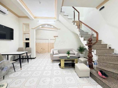 NHÀ LÊ QUANG ĐỊNH GIÁP Q1 – 40m² – 2 MASTER – HẺM Ô TÔ – CHỈ 3.85 TỶ