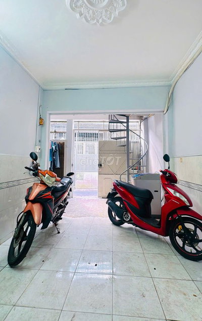 Bán nhà 4 tầng, thu nhập 27tr/tháng Phạm Thế Hiển P4. Q8