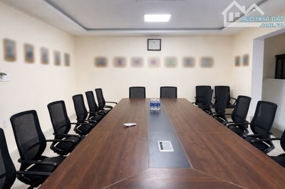 Bán toà nhà Văn phòng 4 tầng. Tại Kqh Kiểm Huệ Tp Huế