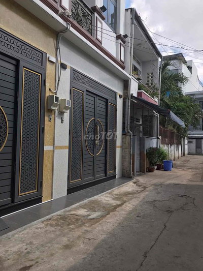 Nhà Lê Quang Định - Xe Hơi Ngủ Nhà- 4Tầng BTCT 60m2 chỉ 8tyx TL