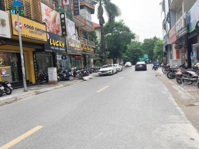 Không thể tin nổi! Hơn 24 tỷ sở hữu căn nhà rộng 90m2 tại Phố Hoàng Ngân. Ở - Kinh doanh cực đỉnh!