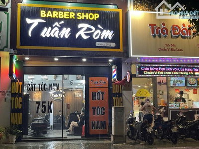 CHO THUÊ MẶT BẰNG, HOA SỨ -  KHU PHAN XÍCH LONG.