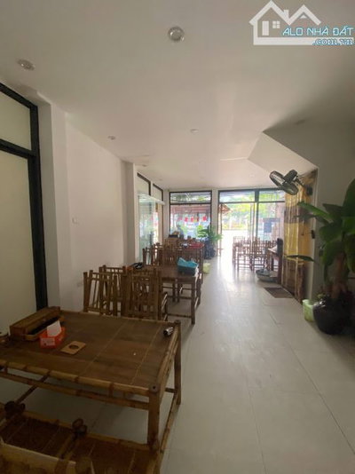 Cho thuê nhà mặt phố tại An Phú Shop Villa 150m2, 4 tầng, MT 9m, giá 35tr