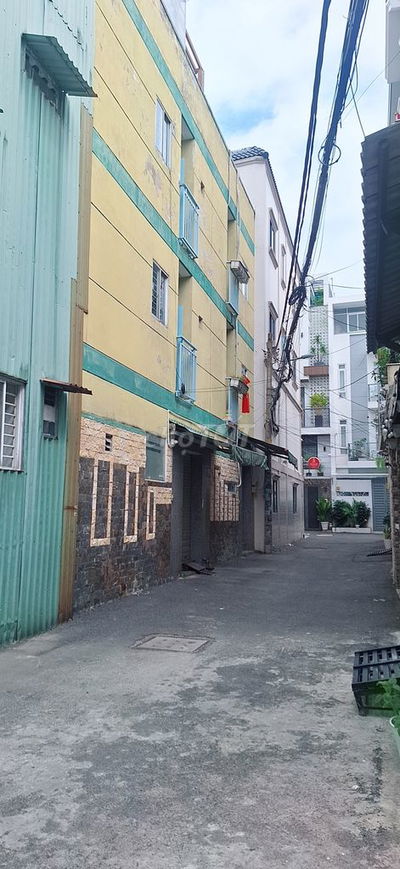 NHÀ 2 LẦU HẺM XE HƠI FULL NỘI THẤT