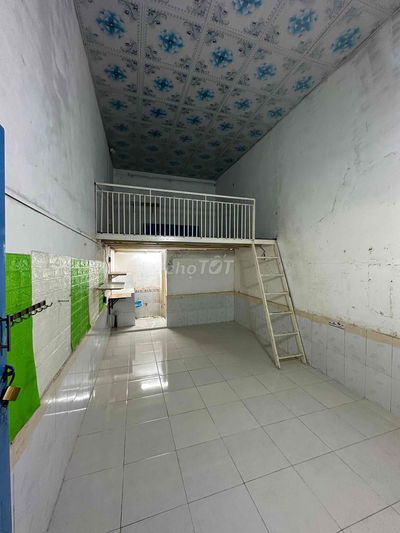 nhà trọ có gác cao thoáng mát