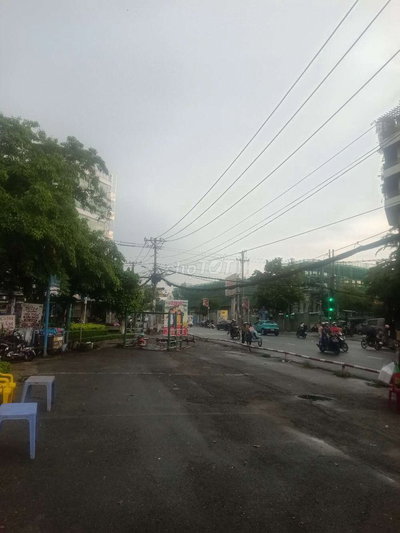 Nhà cho thuê NC... CC căn hộ CXTĐ. đường BQ, P.27, Q.BT, tp.HCM.