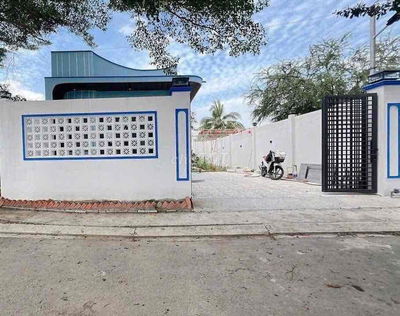 Bán Nhà Vườn gần Bến Xe Miền Tây SHR có vườn nhỏ