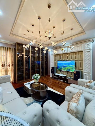 CHO THUÊ CĂN VILLA ĐƯỜNG 7M5 ĐƯỜNG ĐINH VĂN CHẤP, CÓ HỒ BƠI GẦN CẦU HOÀ XUÂN