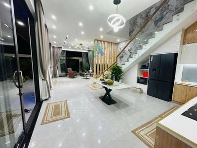 CHO THUÊ BIỆT THỰ 3 TẦNG ĐƯỜNG NGUYỄN ĐÌNH THI