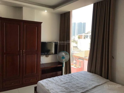 Phòng đầy đủ tiện nghi gần cầu Thị Nghè. Miễn phí wifi, máy giặt, nấu ăn, thang máy. Giờ giấc tự do