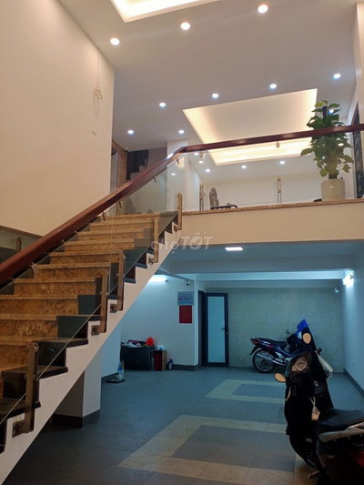 Văn phòng gần hồ Tây, 30m2 phù hợp vp đại diện 3-6 người làm việc