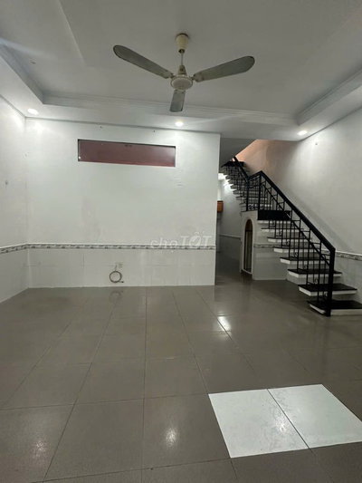 CHO THUÊ NHÀ Nguyên Căn 6x11m 1 Trệt 1 Lầu 3PN Đường Bình Lợi 15tr TL