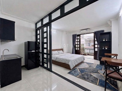 căn hộ full nội thất tách bếp ban công lớn quận Bình Thạnh - Phú Nhuận