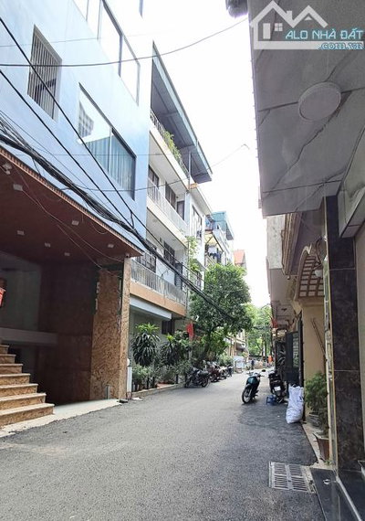 Cho thuê nhà MAI DỊCH, Phạm Thận Duật. 17 triệu/tháng. Phù hợp làm Văn Phòng, Cty, Spa