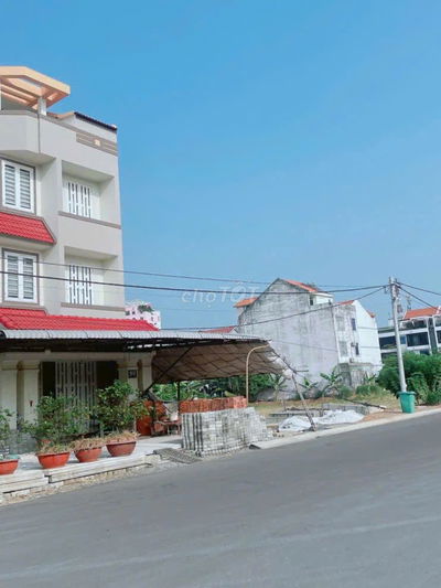 Cần Bán đất 13A Hồng Quang lô 126m2 đường 12m lô A23 gần NV Linh