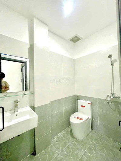 Siêu phẩm studio ban công, Gần Hutech, UEF, GTVT,