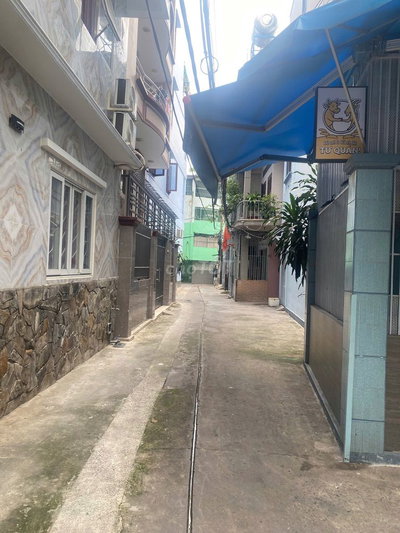 BÁN NHÀ 4 TẦNG TRUNG TÂM PHÚ NHUẬN