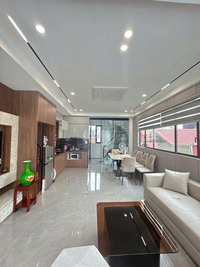 Nhà Nguyễn Sơn Long Biên , Ô Tô Vào Nhà , Lô Góc Sổ Đẹp