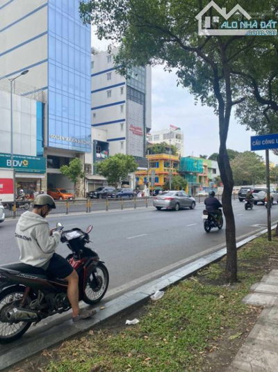 Bán building mặt tiền - Ngô Tất Tố, P19, Bình Thạnh. 8 tầng, ngay CC City Garden