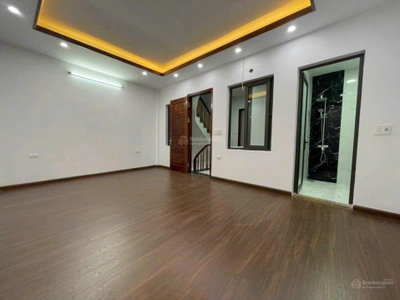 Bán nhà mặt phố Hoàng Mai 67,5/ sd 63.5m 4m vỉa hè kinh doanh tốt giá 25 tỷ