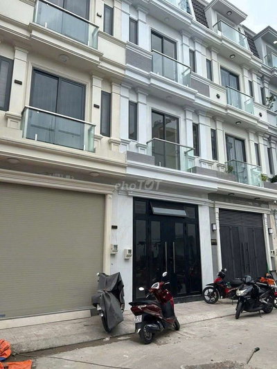 cần cho thuê nhà y hình