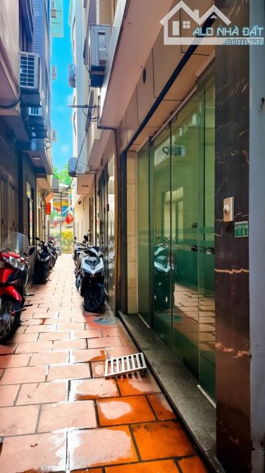 Cho thuê nhà ngõ 32 đường BƯỞI, Đào Tấn. 16 triệu/tháng. Phù hợp ở Gia Đình, Nhóm ít người