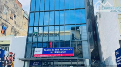 Bán căn building phố Hoàng Quốc Việt , DT 200m2 x 8 tầng, mặt tiền 10.5 tỷ, giá 90 tỷ.