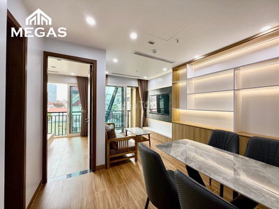 LUXURY 1 ngủ tại Hồ Tây, nội thất sang trọng, ô tô đỗ cửa cực rộng