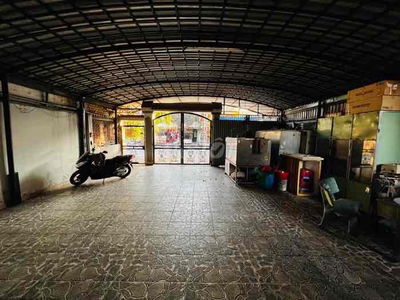 bán mặt tiền đường 30m biệt thự 216m2 Dương Công Khi Tân Hiệp Hóc Môn
