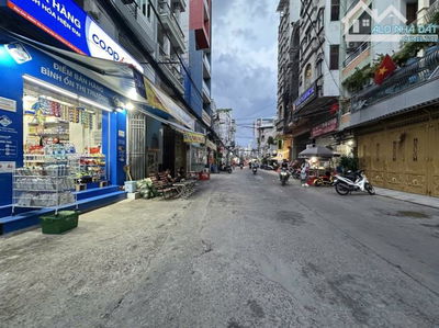 VUA DÒNG TIỀN QUẬN 10 - 28 CHDV 6 TẦNG - Đ. Ba Tháng Hai - 115M2 - 6tầng,28phòng-