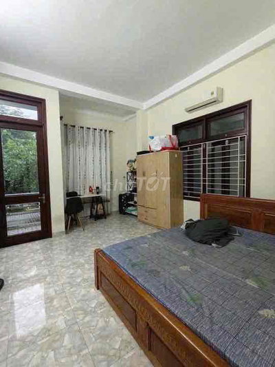 Chính chủ gởi bán nhà 2.5 Tầng Đường Hoàng Đình Ái