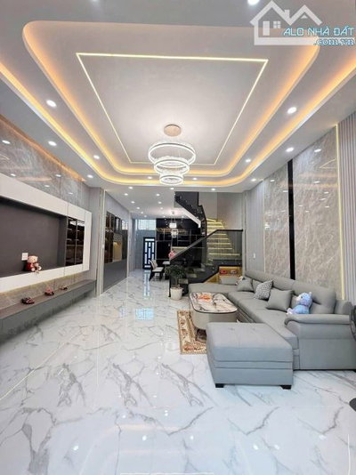 Nhà ở Nguyễn Kiệm, Phú Nhuận cần bán gấp 2 tỷ 960, 54m2, 1l2pn, shr, hẻm oto