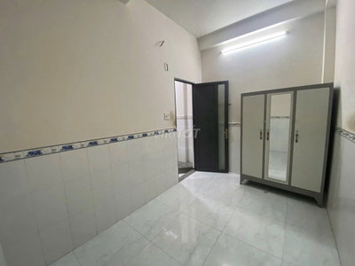 Cho thuê phòng máy lạnh, máy giặt, WC riêng Tân Bình gần chợ PVHai