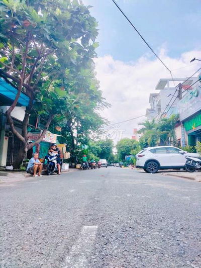 RẼ NHẤT KHU VỰC TÂN PHÚ ĐƯỜNG 8M SỔ VUÔNG VỨC KINH DOANH ĐA NGÀNH.