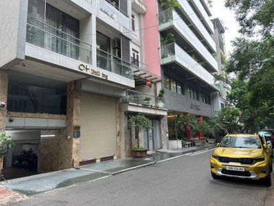 Căn hộ 1 ngủ 1 khách riêng biệt view trọn hồ tây. Separate 1-bedroom views of West Lake