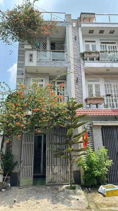 BÁN NHÀ KHU DÂN CƯ HÓC MÔN - DIỆN TÍCH ( 4*16 ) 65M2, CHỈ 5.X