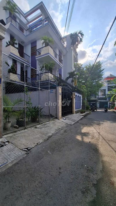 BÁN SIÊU PHẨM NHÀ 5 TẦNG ,THANG MÁY, GẦN LOTTEMART GÒ VẤP, CHỈ 10,5 TỶ