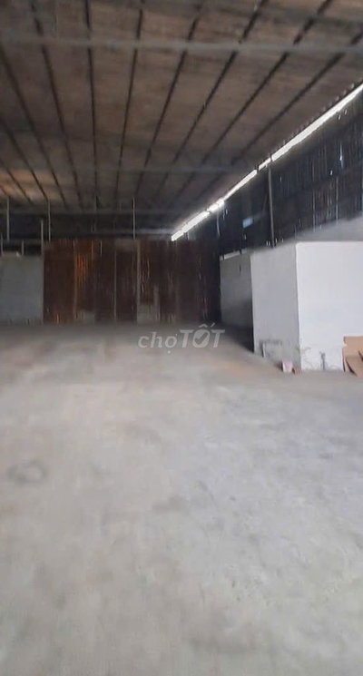 Cho thuê kho Nguyễn Văn Linh 220m2 – mặt tiền – xe tải thuận tiện
