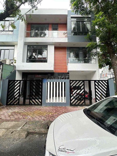 CHO THUÊ NHÀ PHỐ K8 THÔNG SUỐT SIÊU ĐẸP