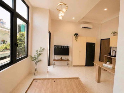 Căn hộ mới xây Thang máy Full nội thất mới sát Q5
