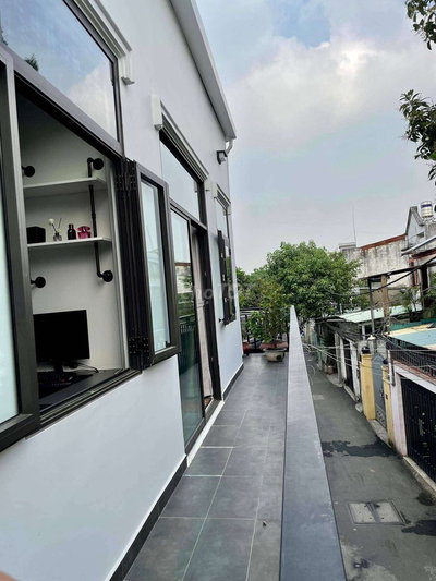 hẻm xe hơi nhà đẹp ở ngay 2 tầng 2pn