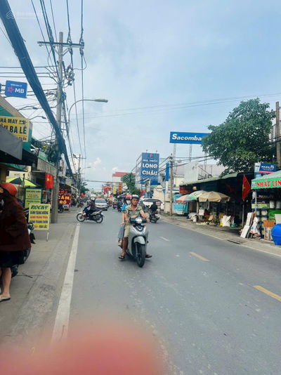 Nhà mặt tiền Nguyễn Duy Trinh Thủ Đức 1 trệt 1 lầu 117.6m2 thích hợp kinh doanh full thổ, giá tốt