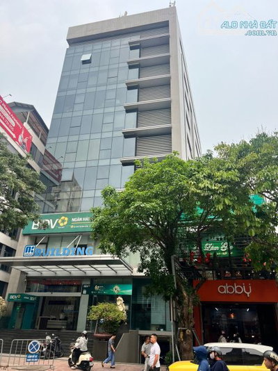 BUILDING MP NGUYỄN SƠN – 1059M² – 11 TẦNG – MT 15M – VIEW HỒ – DÒNG TIỀN 8 TỶ/NĂM – 250 TỶ