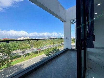 VĂN PHÒNG NGUYỄN SINH SẮC 40M2 BAN CÔNG NGAY BIỂN