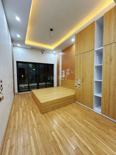 CÁCH ÔTÔ 10M. PHỐ XÃ ĐÀN 40M. MUA ĐẤT TẶNG NHÀ. CHỦ ĐỊNH CƯ Ở MỸ