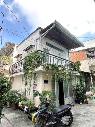 Nhà 1 trệt 1 lầu 4,7x6 TÂN KỲ TÂN QUÝ