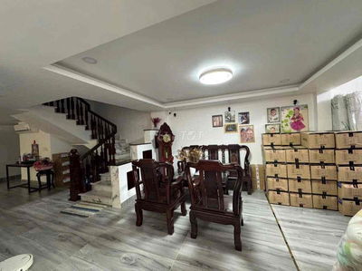 ✅ Nhà 4 Tầng Quận 10 - Diện Tích 6x19m _ Hẻm Thông Ngô Quyền - 12 Tỷ